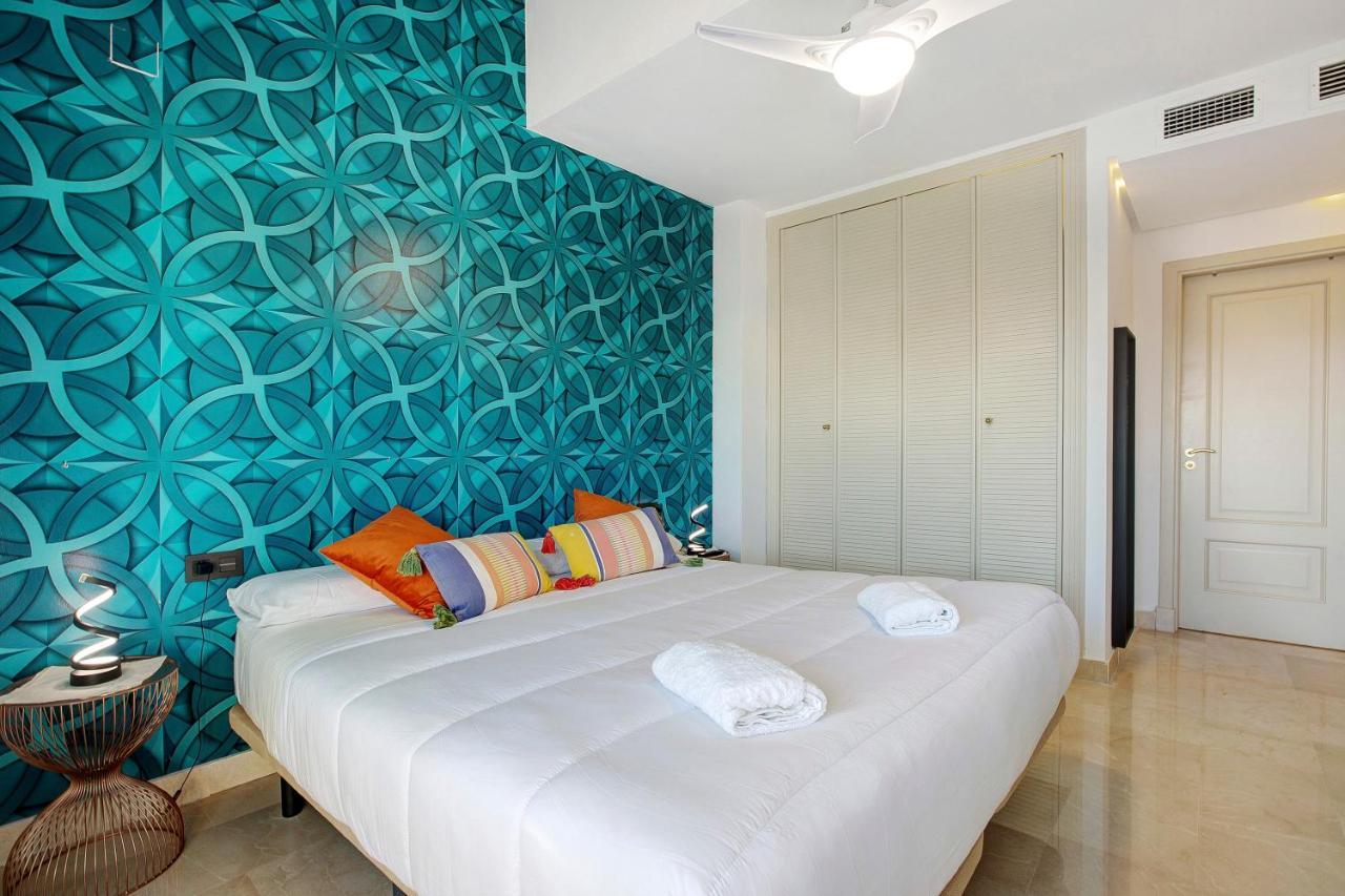 Luxury In Puerto Marina Daire Benalmádena Dış mekan fotoğraf